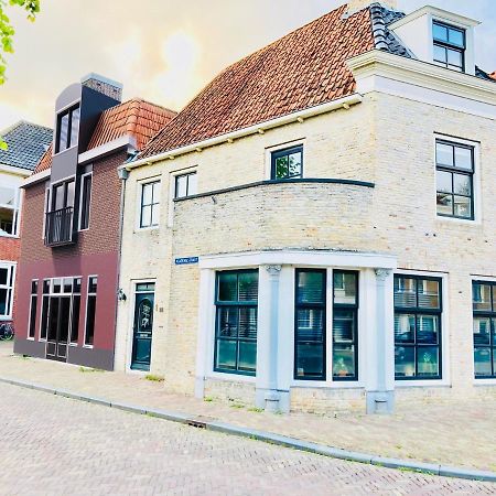 Stadshotel De Academie 弗兰纳克 外观 照片